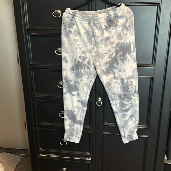 Gray Tie-Dye Women's Hoodie and Joggers Set - Picture 6 of 6